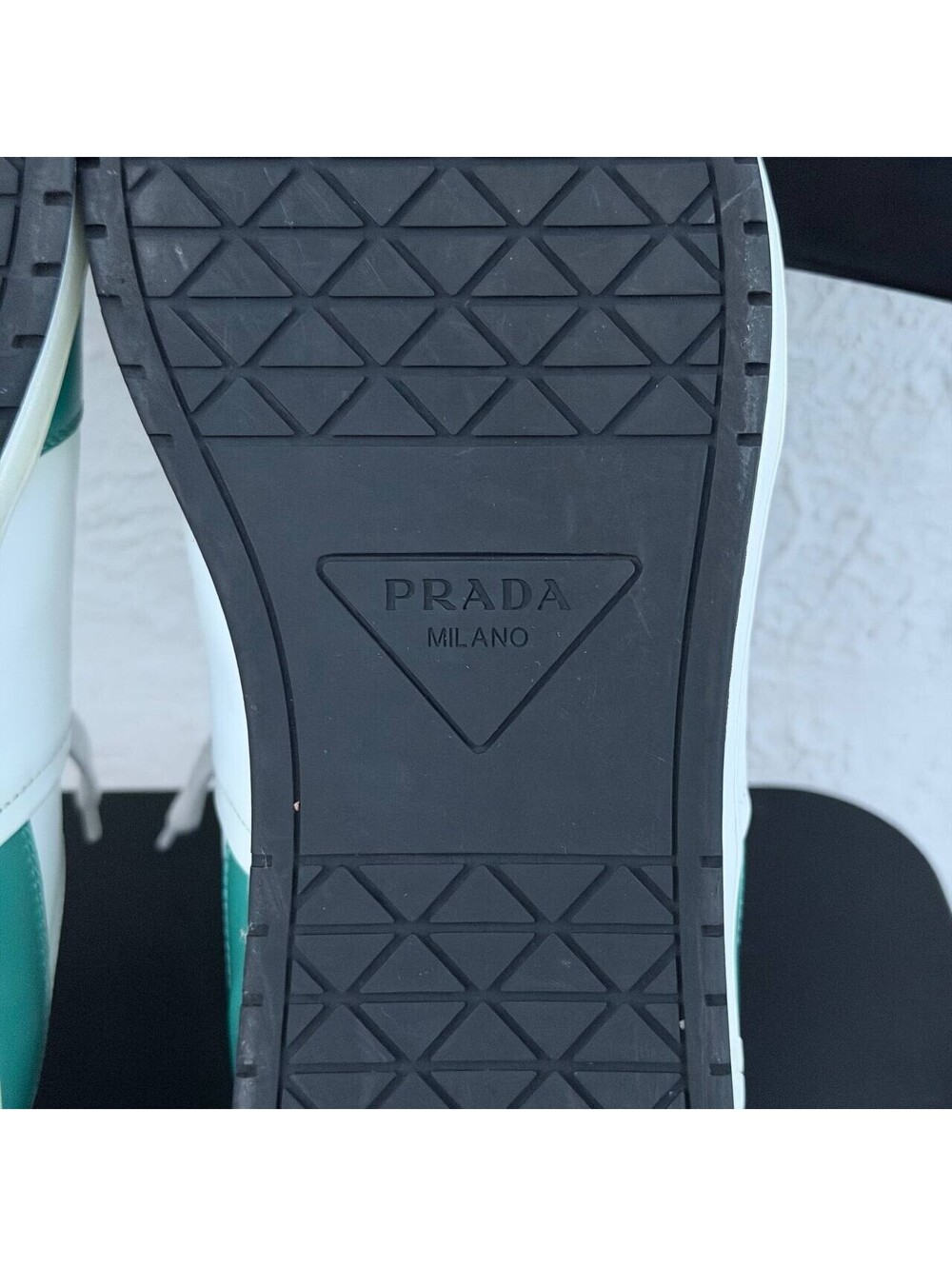 Prada Sneakers Green White Size 11 Leather Low Top Lace Up Italy 2EE364 - Picture 13 of 13